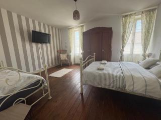 Town Centre with garden & free parking Le Dorat - Le Dorat - 0