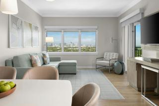 Marriott's BeachPlace Towers - 6