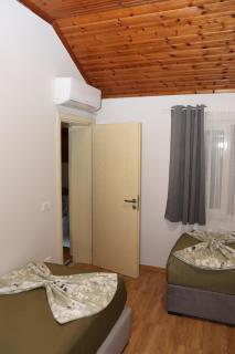 Villa in Qerret - 100 m from the beach - 5