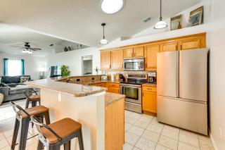 Palm Coast Comfort Family Home with Lanai, Big Yard - Palm Coast - 2