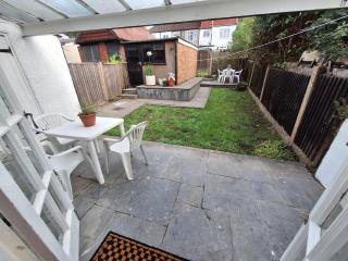 Elegant Home SW16 Near Station Views Flexible Beds - 5