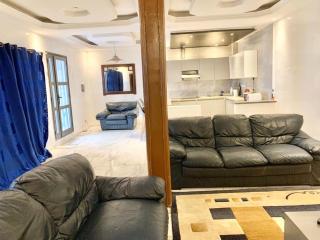 Appartement meublé avec cuisine équipée, au bord la mer - Guediawaye - 0