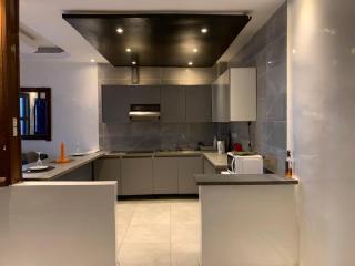 Appartement meublé avec cuisine équipée, au bord la mer - 1