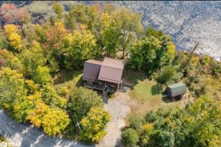 Sandy Cove Cottage - 2
