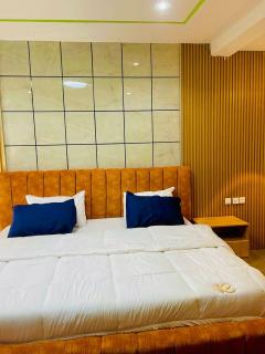 NUGGET CONTINENTAL HOTEL AND TOURS BIRNIN KEBBi - Birnin Kebbi - 2