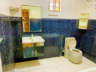 NUGGET CONTINENTAL HOTEL AND TOURS BIRNIN KEBBi - Birnin Kebbi - 1