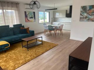 Vue Pilat - Moderne et neuf - 6 à 7 voyageurs - Saint-Clair-du-Rhône - 8