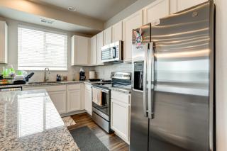 Golf, Hike and Explore Family Retreat in Denver - 5