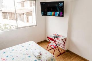 4BR with Cozy Feel for 6 in San Isidro - Lima - 9