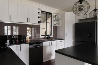Coastal Comfort in Aldinga Family-Friendly - 8