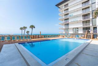Beachfront Days Ocean View Condo Bliss - 8