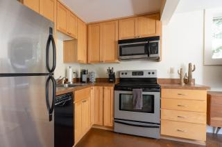 Desert Vibe 1BR in SE PDX - Local Bars & Food - 6