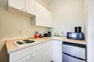 Sunny Naples Escape with Heated Community Pool! - Naples - 2