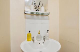 Stylish Flat in Paddington, London - 3