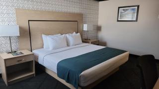 Sternwheeler Hotel & Conference Centre, Trademark by Wyndham - Whitehorse - 4