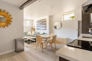 2BR Bohemian Oasis - Food & Craft Beer Lovers - Portland - 3
