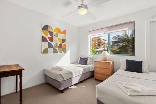 Lindomare Unit 7, 11 Orvieto Tce, Kings Beach - Caloundra - 8