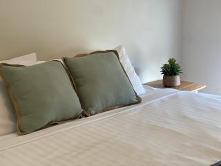 Boorooma Home - 5
