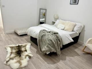 The Botanica, Stylish Edgbaston Escape with Garden Charm - Birmingham - 7