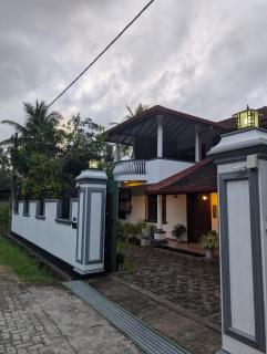 Airport Blessings Villa - 0