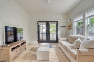 Sunnyside 1BR - Walk to Shops & Nightlife - 6