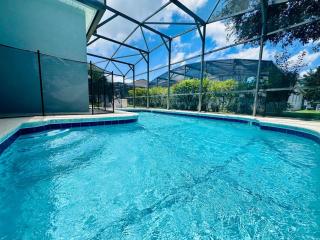 Amazing 4Bd Home with Private Pool Near Parks 160 - 1