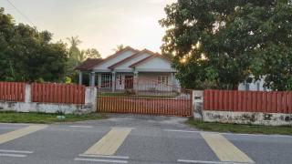 Merbok Little Bungalow - 6