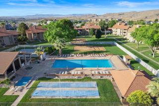 Gorgeous Views & Fun for the Entire Family - 9