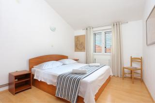 Apartments and rooms with parking space Trogir - 4814 - Trogir - 1