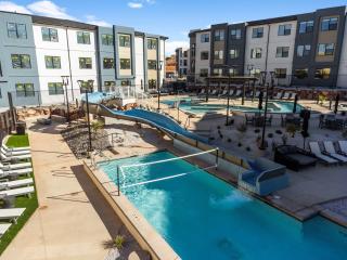 The View - Resort Amenities & Epic Views - 8