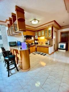 Lens Staycation 3BDR-2BR-Downstairs ,NetflixWifi - 3