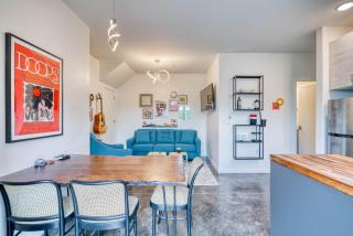 Modern Flat Perfect Location 2BR - Sleeps 4 - 7