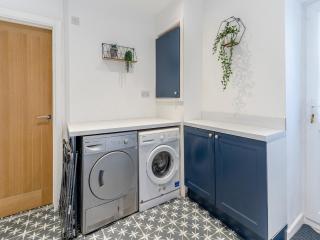 Heavens Cottage - Mountain Ash - 3