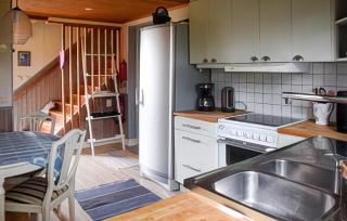 2 Bedroom Lovely Home In Sättersta Tystberga - - 2