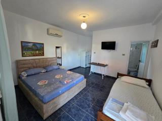 Legends Apartment Dhermi - 1
