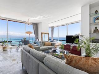 Bright Coastal Apartment with Pool - 5