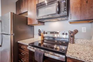 CozySuites at the Banks gym pool 09 - 4