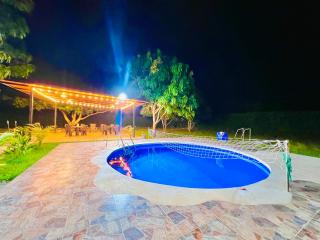 Villa Santy Casa Quinta Con Piscina Privada - 1