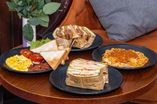 The Dahlia Hotel & Apartments - 7