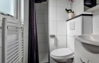 2 Bedroom Lovely Stacaravan In Vorden - 1