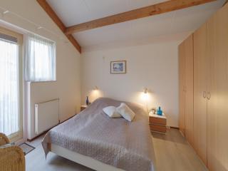 Spacious Coastal Getaway - Wemeldinge - 8