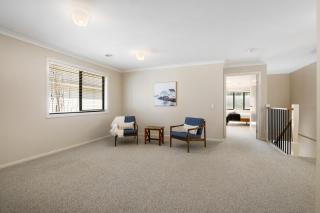 North Geelong Getaway Modern 4-Bedroom Home - - 4