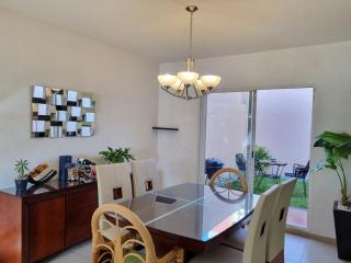 Habitación con baño privado, cerca del Parque Toluca 2000 - Santín - 8