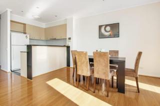 Centurion - 13th floor Southbank Apt with parking - 6