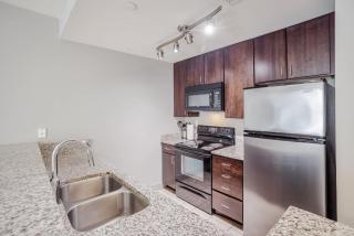 CozySuites at the Banks gym pool 08 - 3