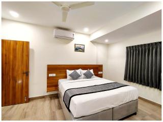 A LUXUARY HOTEL THE B-K-R PREMIUM GRAND Near Shirdi Sai Baba Temple - ISKCON Temple - Free Parking #Lift Facilities # Spacious and Fully Air Conditioned Rooms with With Attached Balcony -Best Hotel - Tirupati - 8