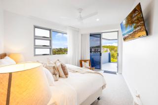 Luxury Coastal Living - Beach Life - Alexandra Headland - 6
