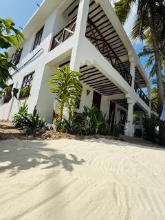 Peace and Love Villa - 1