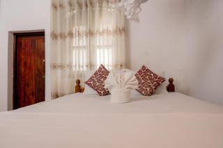 Colonial Bungalow - Tangalle - 5