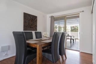Havana Edge - Pet-friendly Garden Retreat near Beach - 6